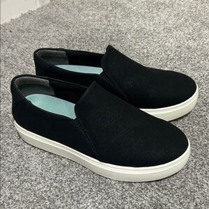 Dr. Scholl's Black Slip-On Sneakers